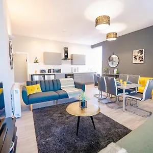 Apartment Luxury Spacious 2-bed & High Ceiling, Cardiff